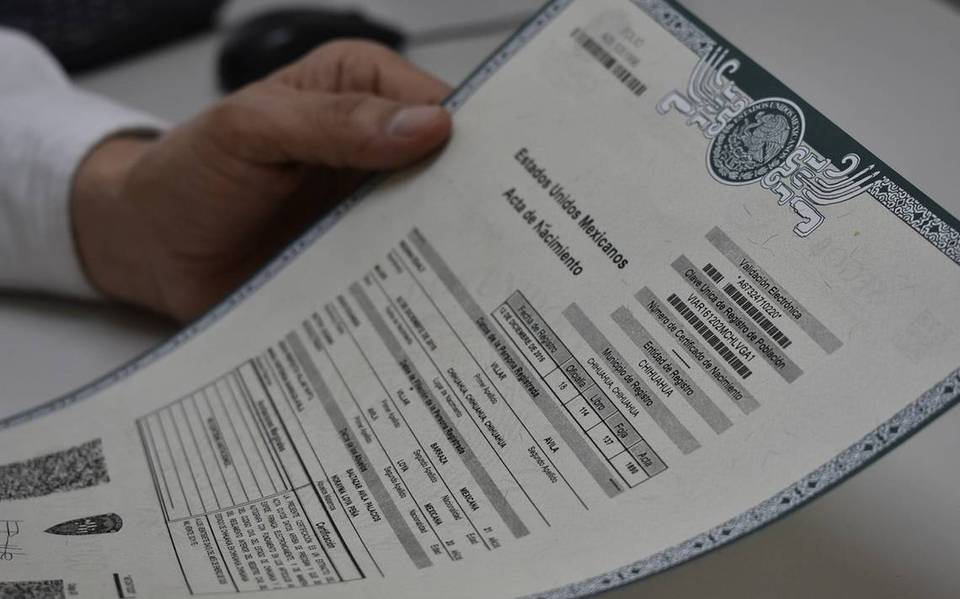 En Hidalgo, primer bebé registrada con apellido materno